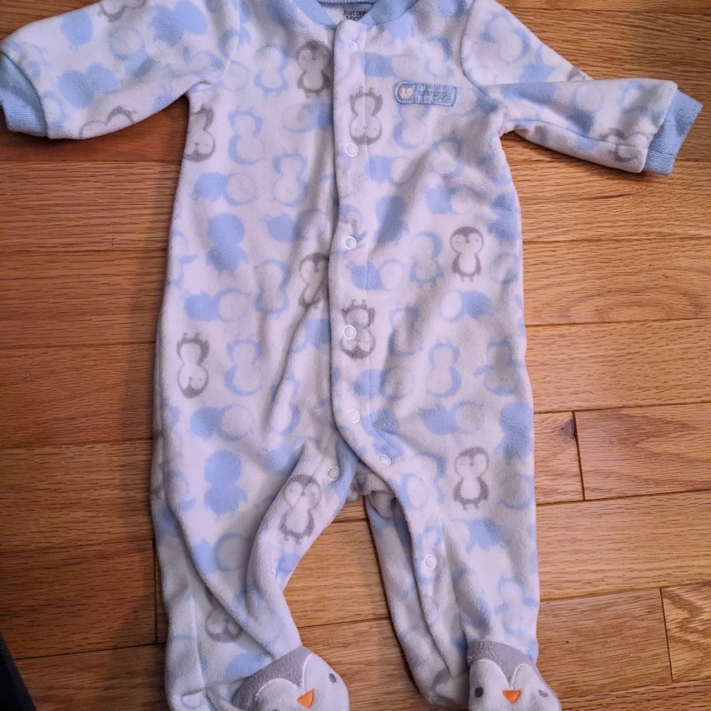 Carters Fleece Penguin Pajamas with cute Peguin Feet * 3 Months * New * Zipper